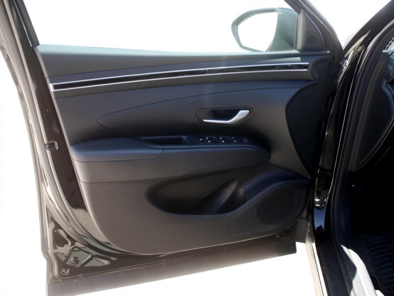 2022 Hyundai Tucson Essential  **13 SERVICE RECORDS** Photo