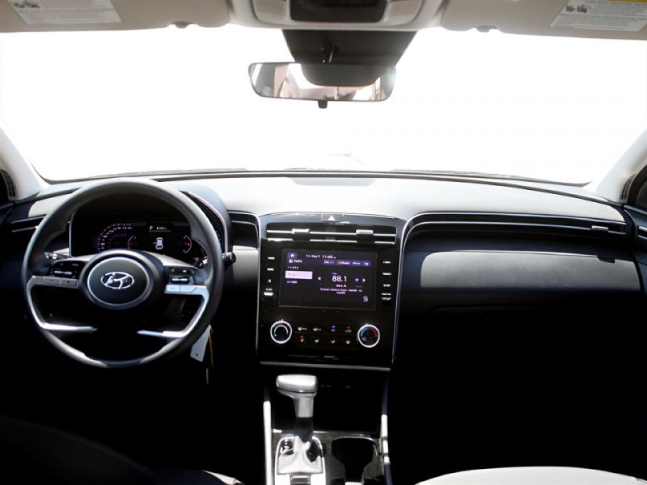 2022 Hyundai Tucson Essential  **13 SERVICE RECORDS** Photo