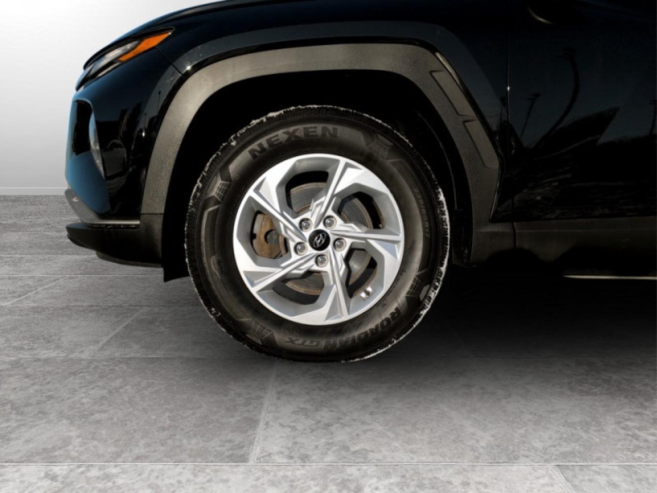 2022 Hyundai Tucson Essential  **13 SERVICE RECORDS** Photo