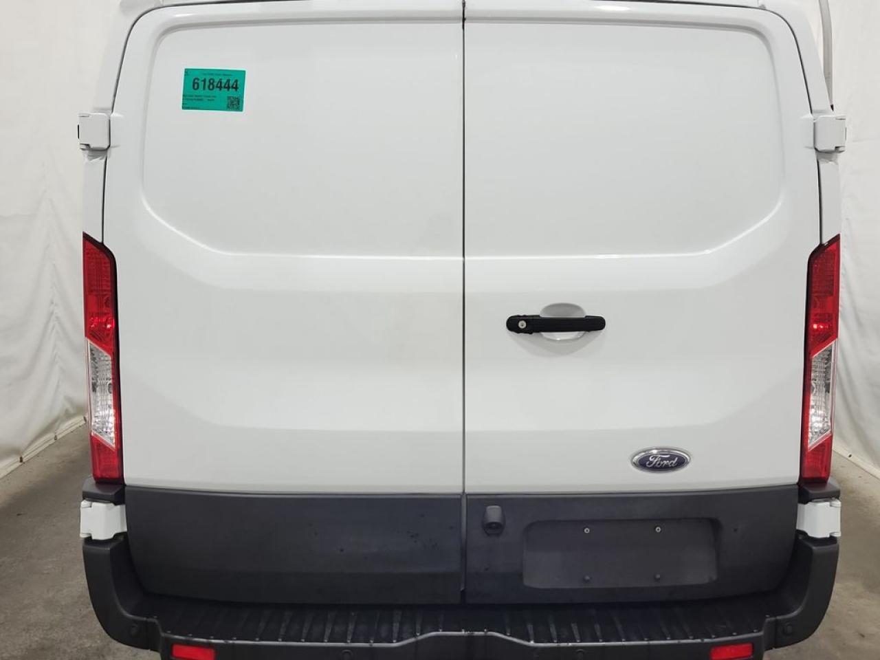 2023 Ford Transit Cargo Van BASE Photo3
