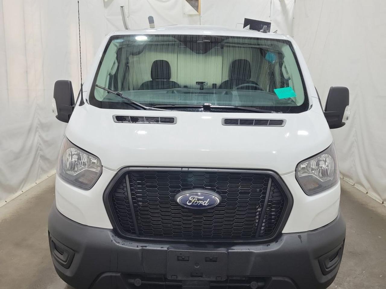 2023 Ford Transit Cargo Van BASE Photo5