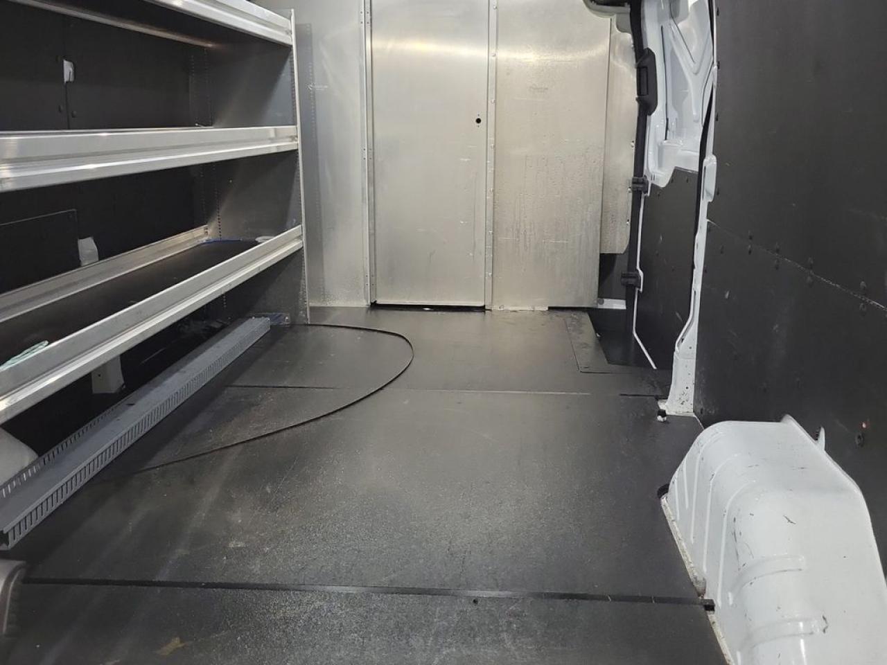 2023 Ford Transit Cargo Van BASE Photo5