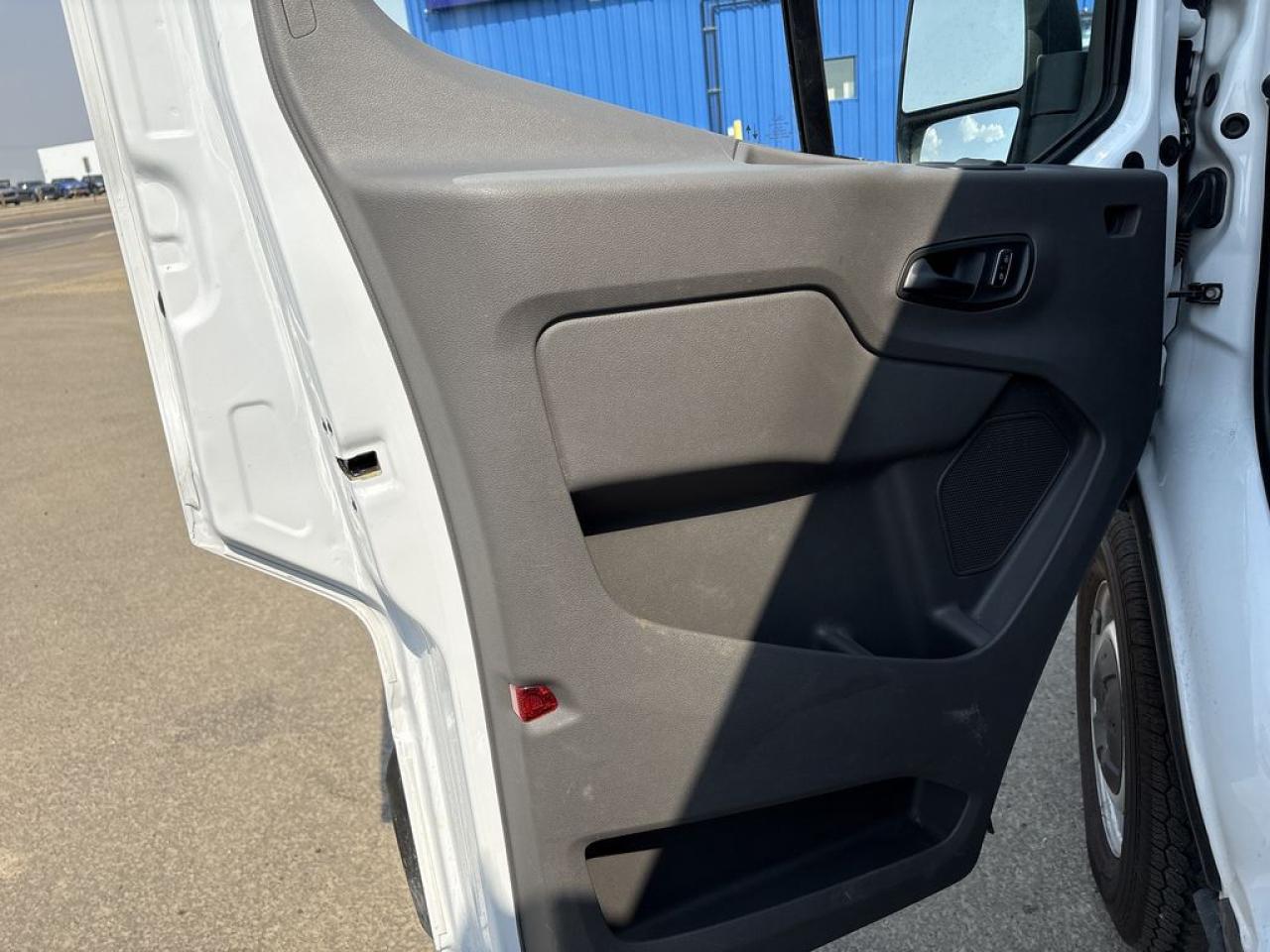 2023 Ford Transit Cargo Van BASE Photo5
