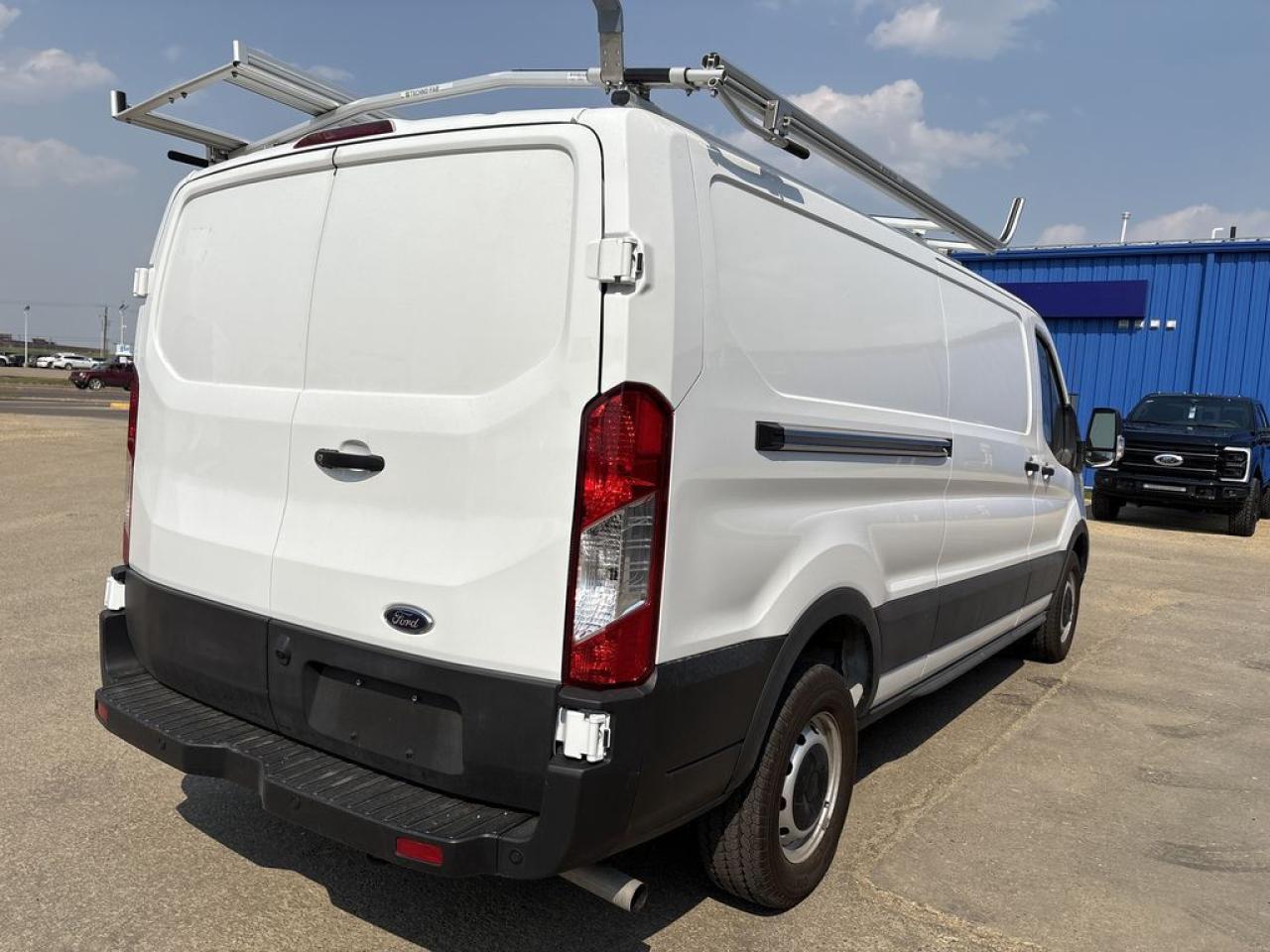 2023 Ford Transit Cargo Van BASE Photo5