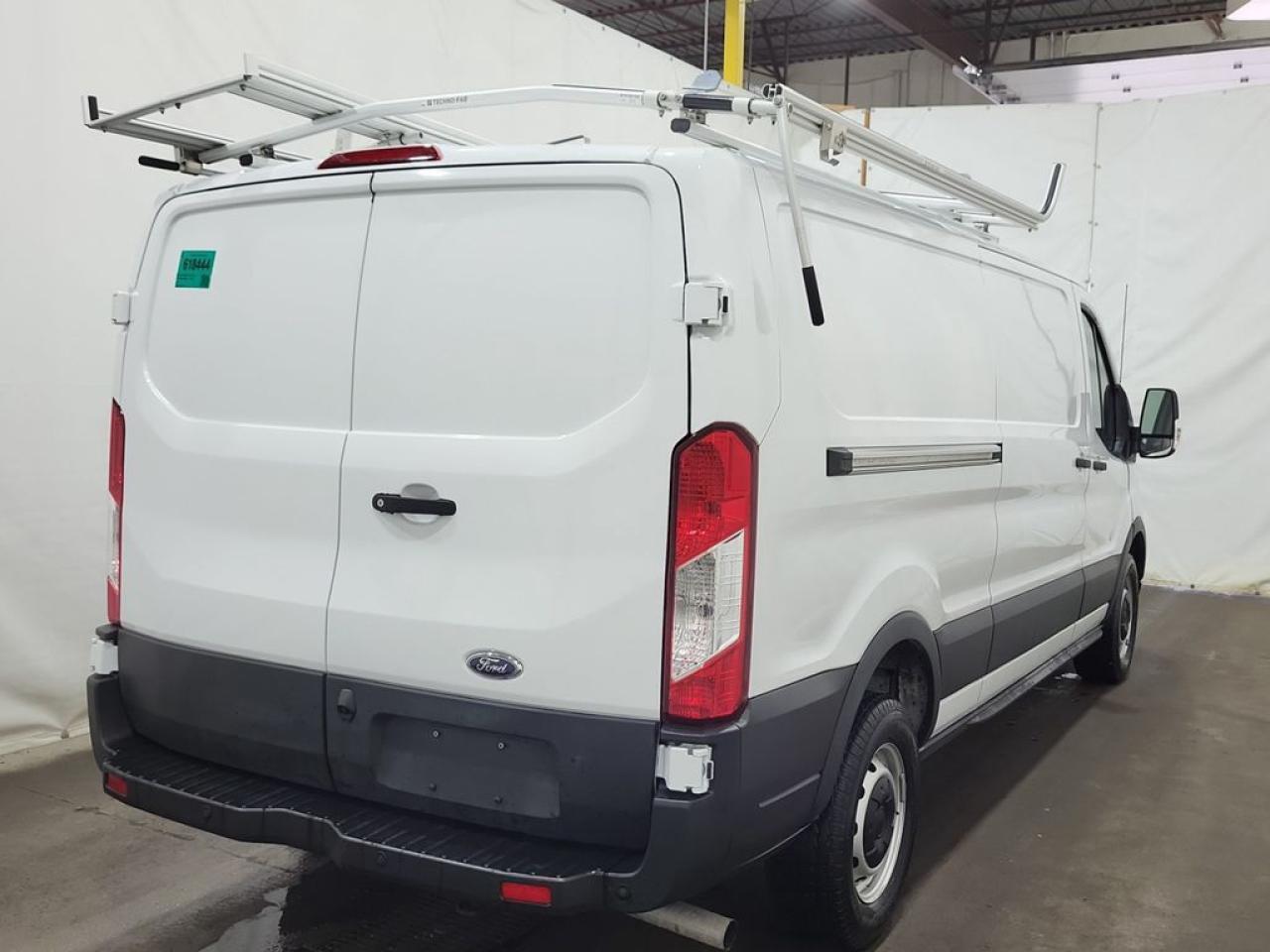 2023 Ford Transit Cargo Van BASE Photo5