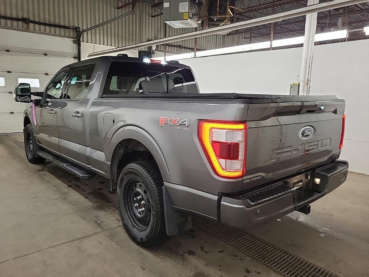 2023 Ford F-150 Lariat Photo5