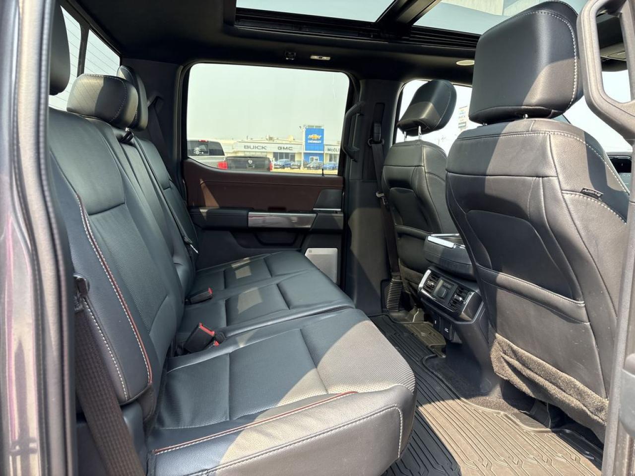 2023 Ford F-150 Lariat Photo5