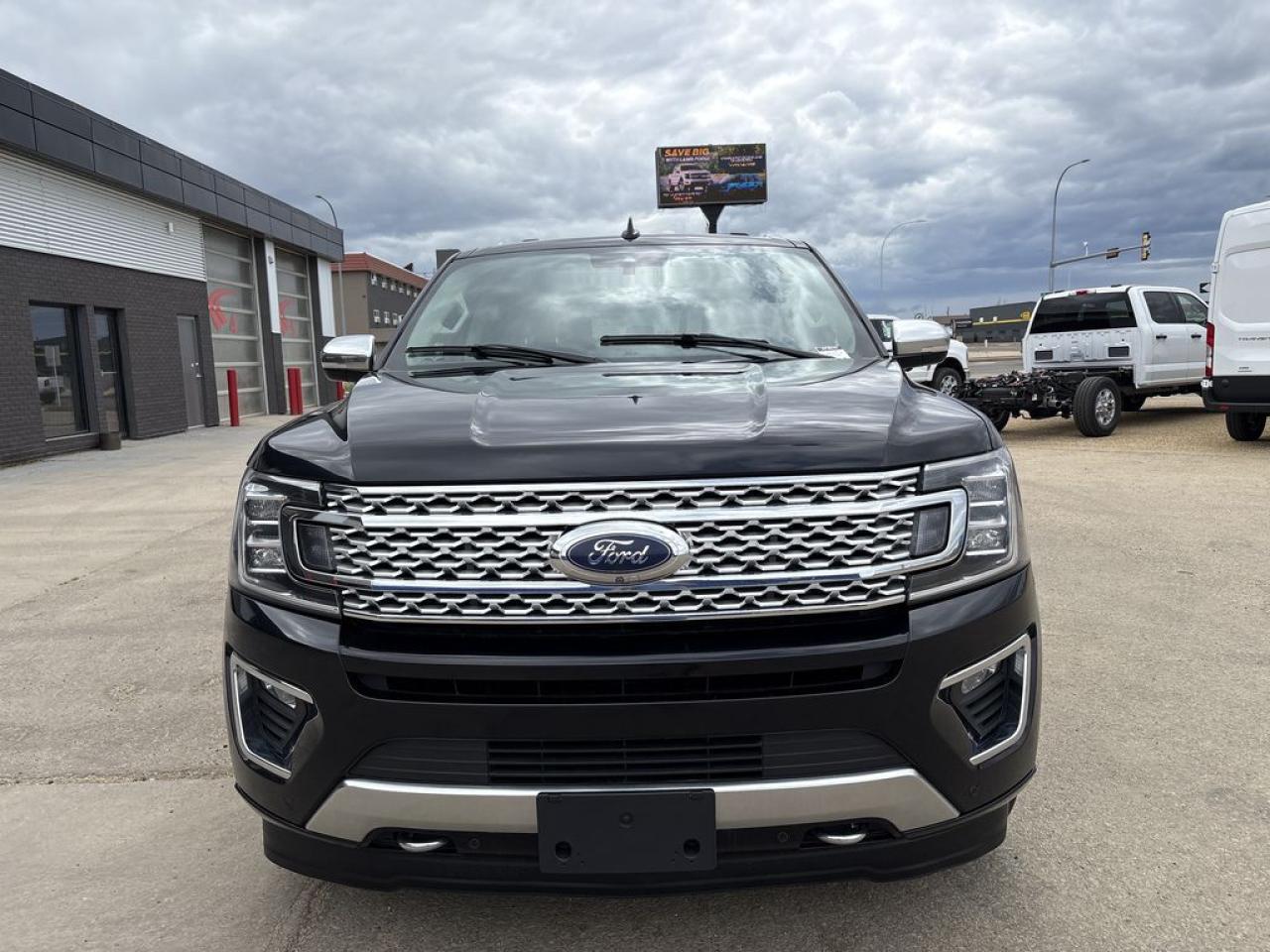 2021 Ford Expedition Platinum Max Photo5