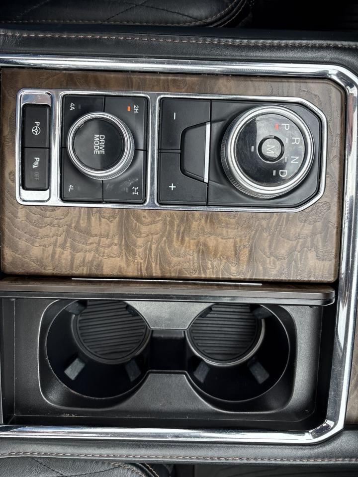 2021 Ford Expedition Platinum Max Photo5