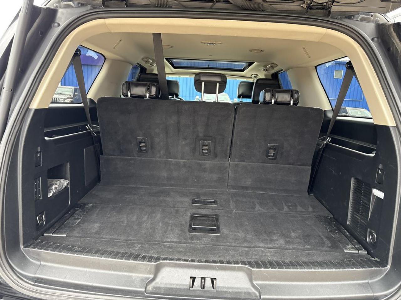 2021 Ford Expedition Platinum Max Photo5