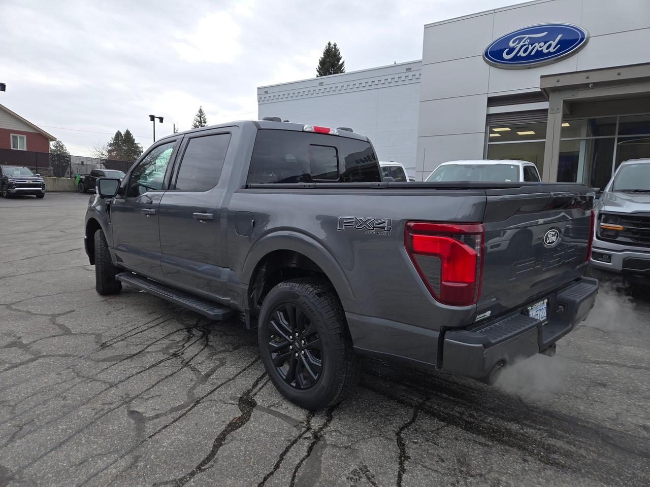 2025 Ford F-150 XLT Photo3