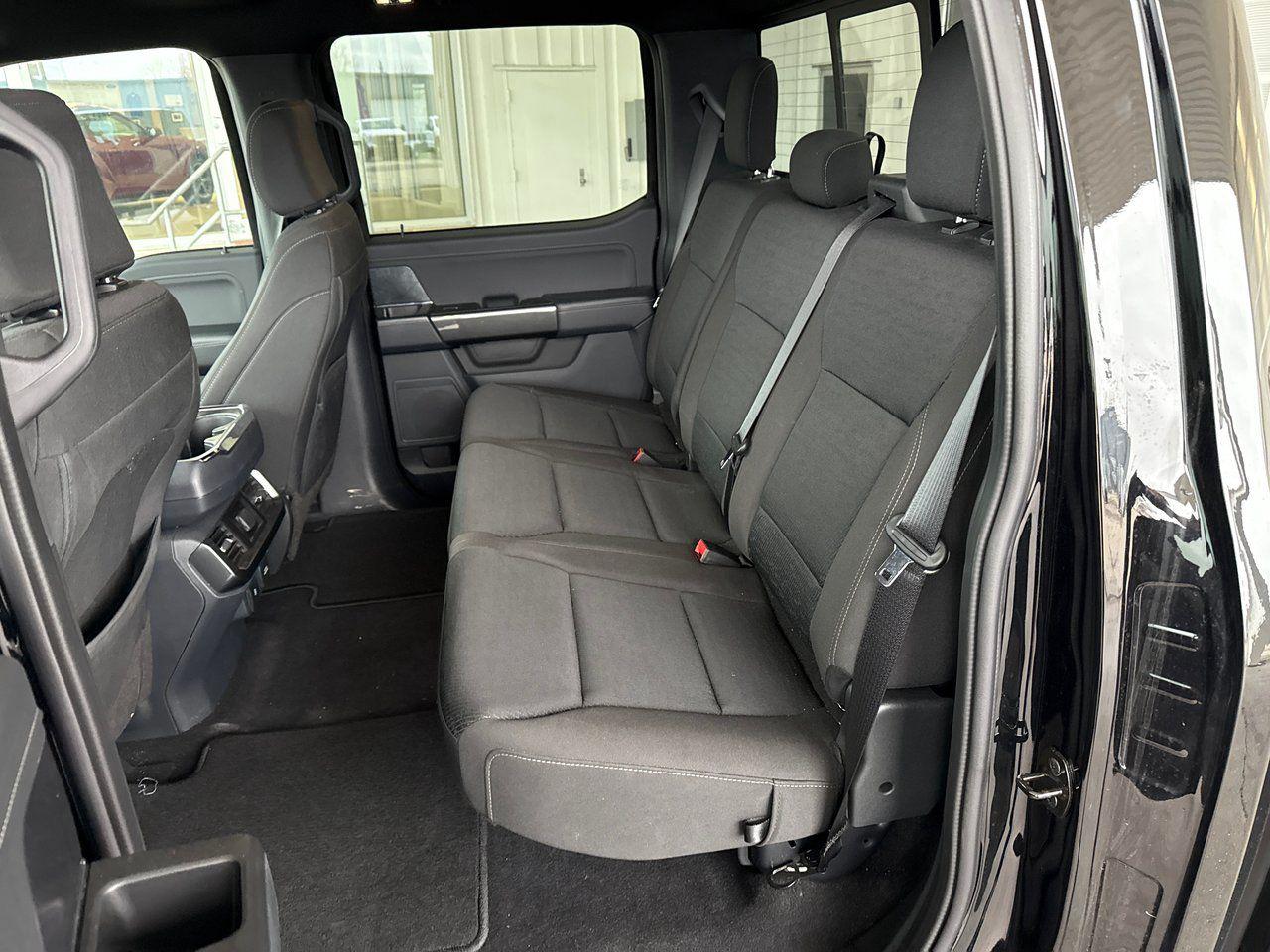 2023 Ford F-150 XLT - Photo #24