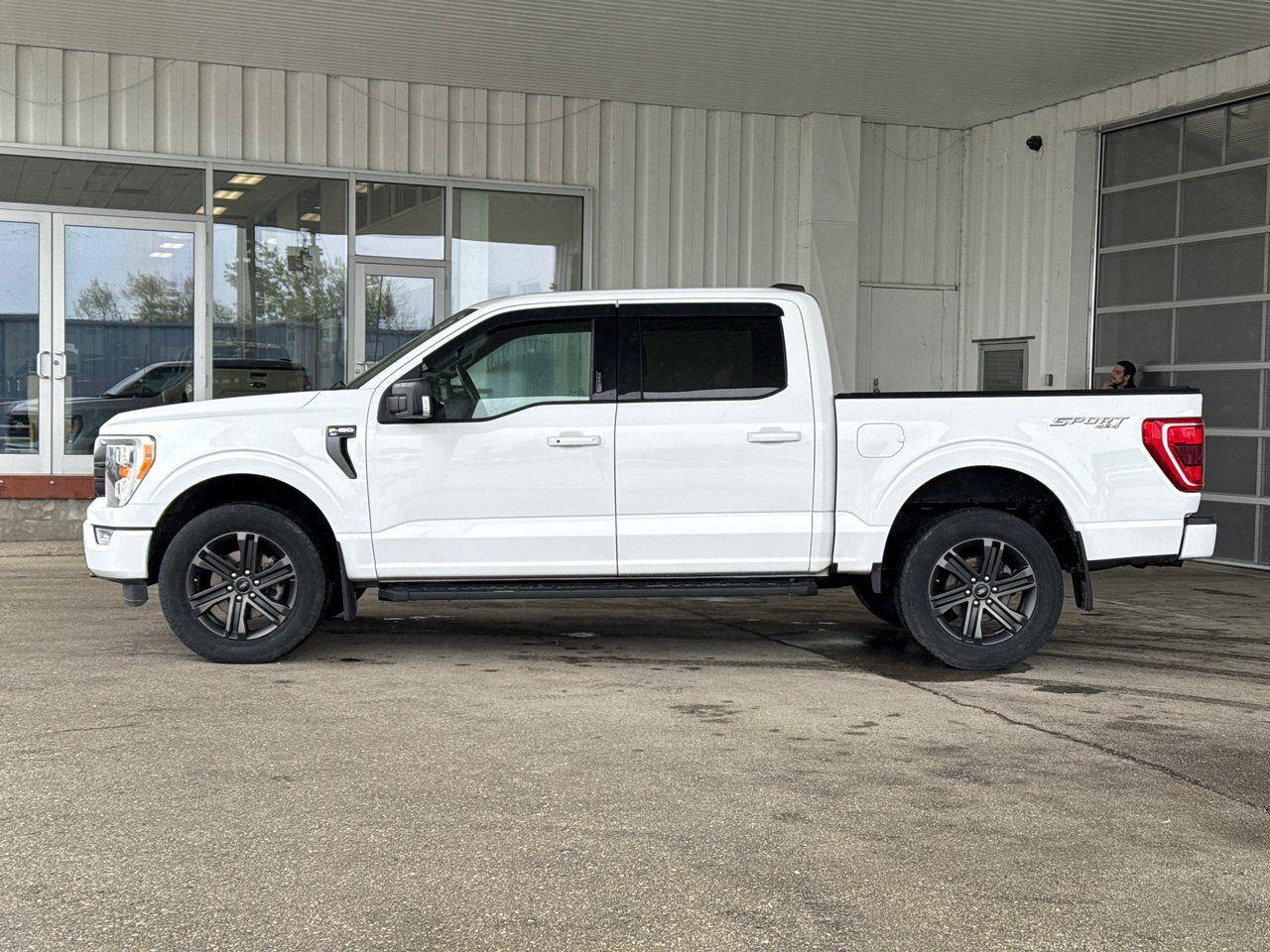 2022 Ford F-150 XLT - Photo #4