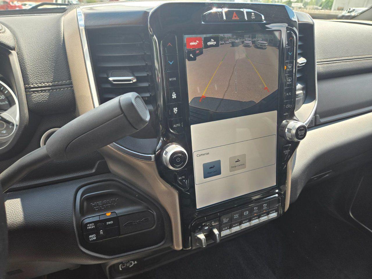 2024 RAM 2500 Laramie - Photo #17