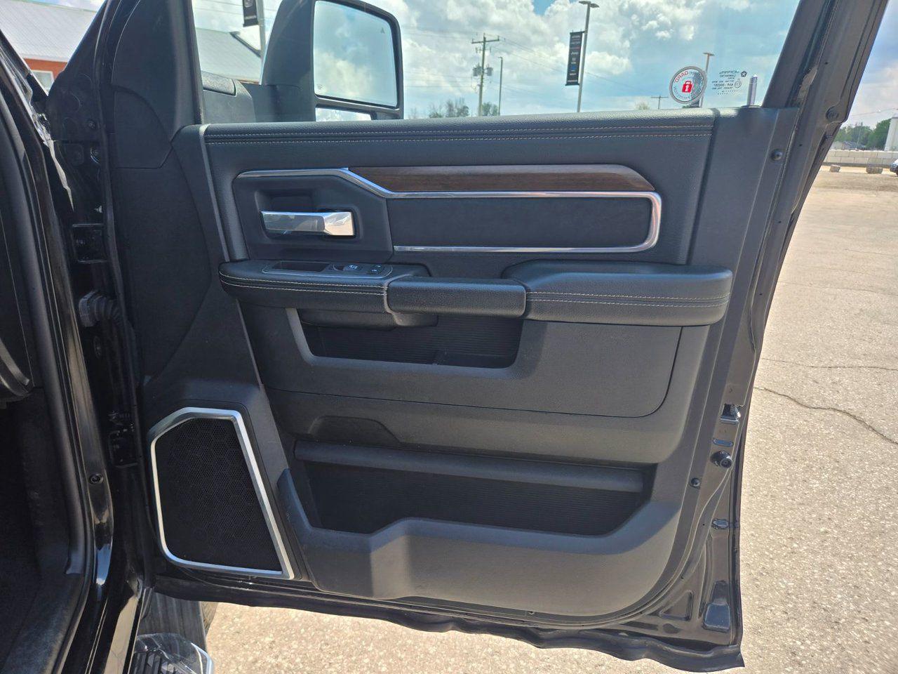 2024 RAM 2500 Laramie - Photo #28