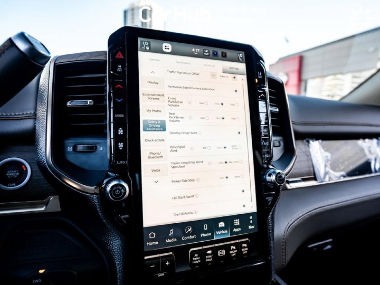 2025 RAM 2500 Limited 6'4'' Box Sunroof  Level 1 Equipment Group 5th Wheel & Gooseneck Towing Prep Group Photo