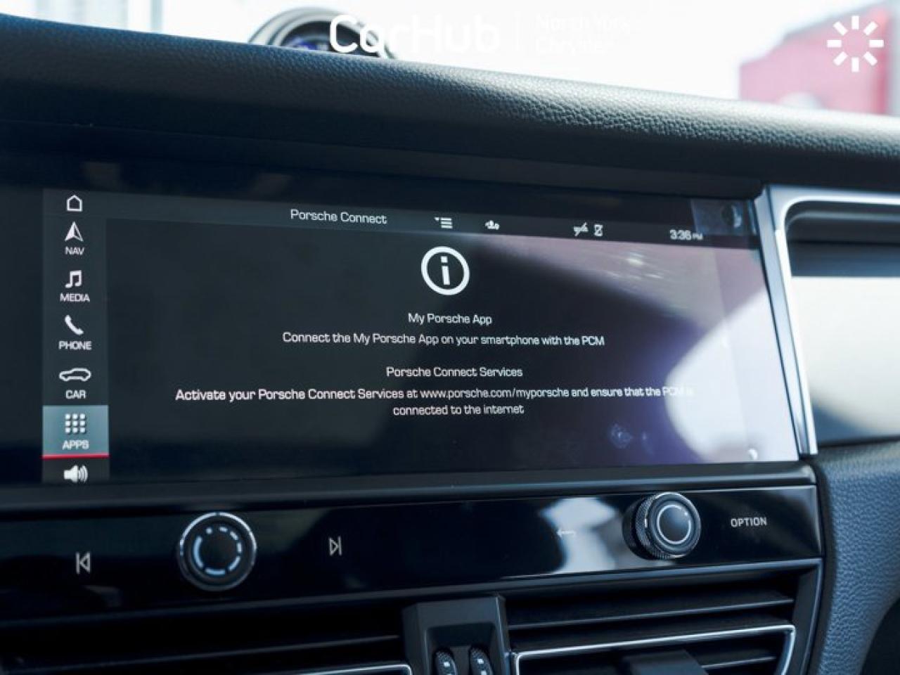 2025 Porsche Macan AWD Panoroof Heated Vented Seats Navi Backup Cam Photo