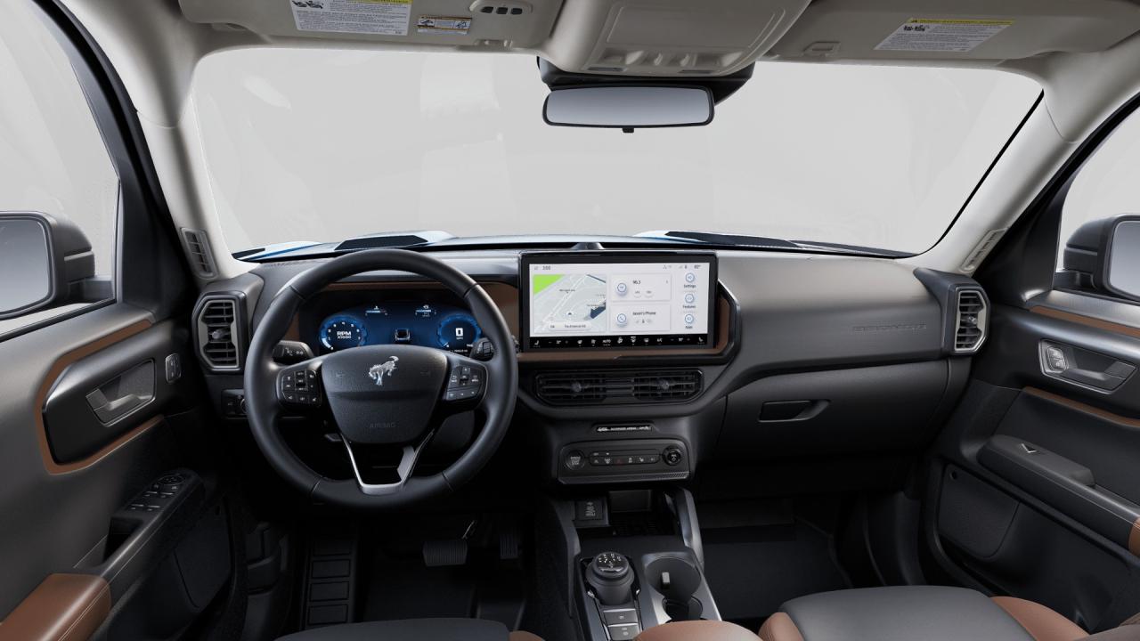 2025 Ford Bronco Sport Outer Banks Photo4