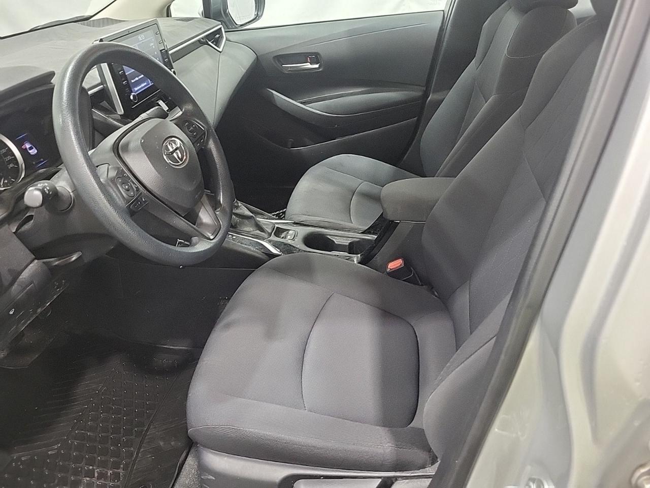 2020 Toyota Corolla LE - Photo #7