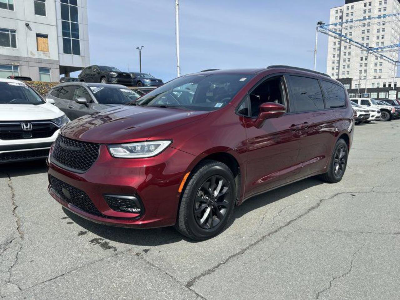 Used 2022 Chrysler Pacifica Touring L for sale in Halifax, NS