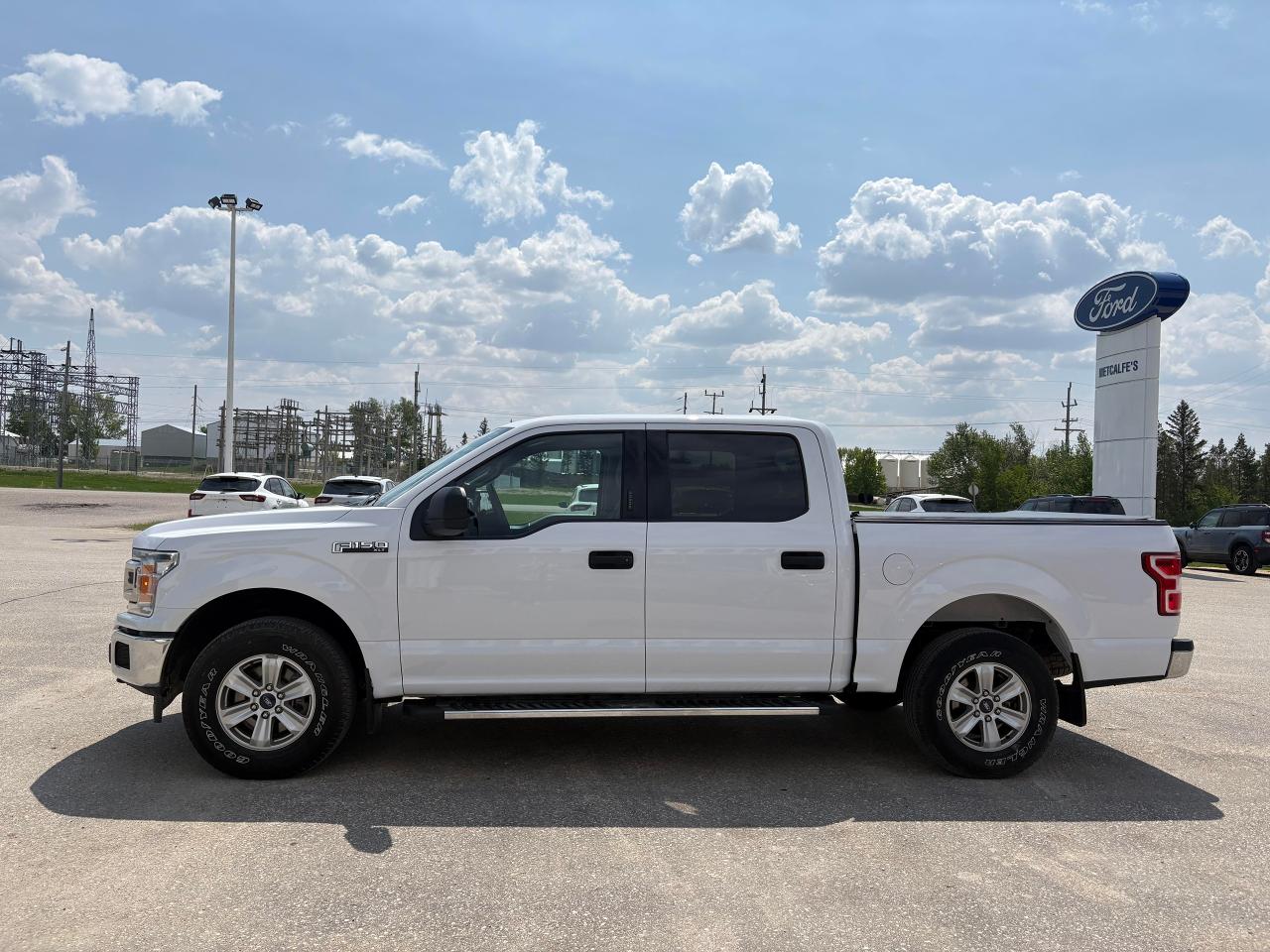 2020 Ford F-150 XLT CREW CAB 145" Photo5