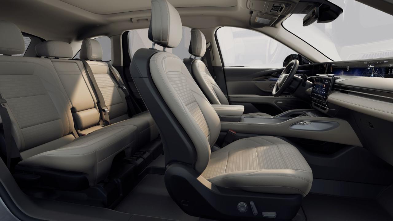 2024 Lincoln Nautilus NAUTILUS RESERVE AWD Photo5