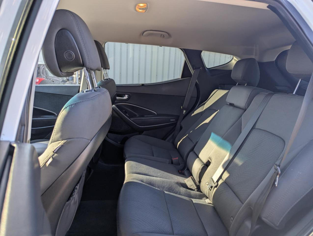 2017 Hyundai Santa Fe Sport FWD 4dr 2.4L - Photo #23