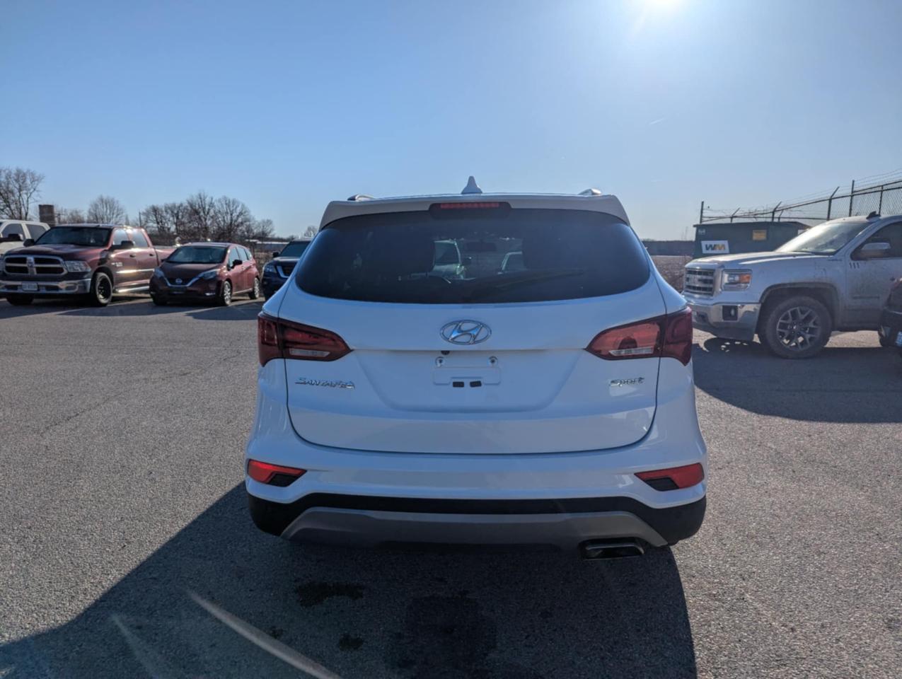 2017 Hyundai Santa Fe Sport FWD 4dr 2.4L - Photo #4