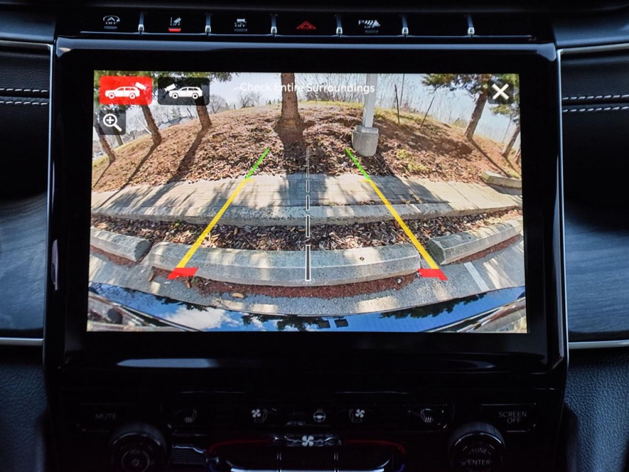 2025 Jeep Grand Cherokee Limited [LIMITED|HEATEDSTEERING|POWERLIFTHEATEDSECONDROW] Photo