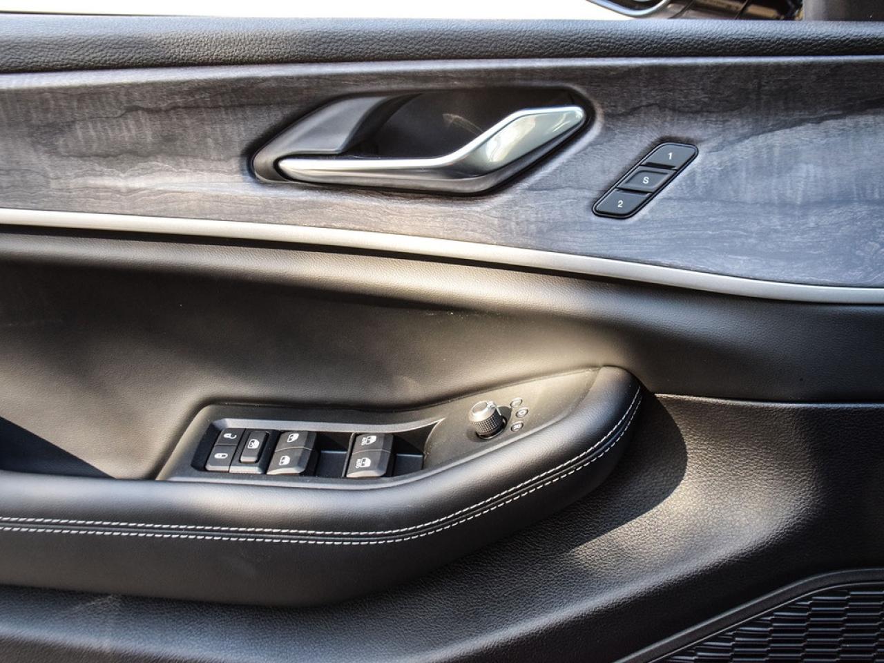 2025 Jeep Grand Cherokee Limited [LIMITED|HEATEDSTEERING|POWERLIFTHEATEDSECONDROW] Photo