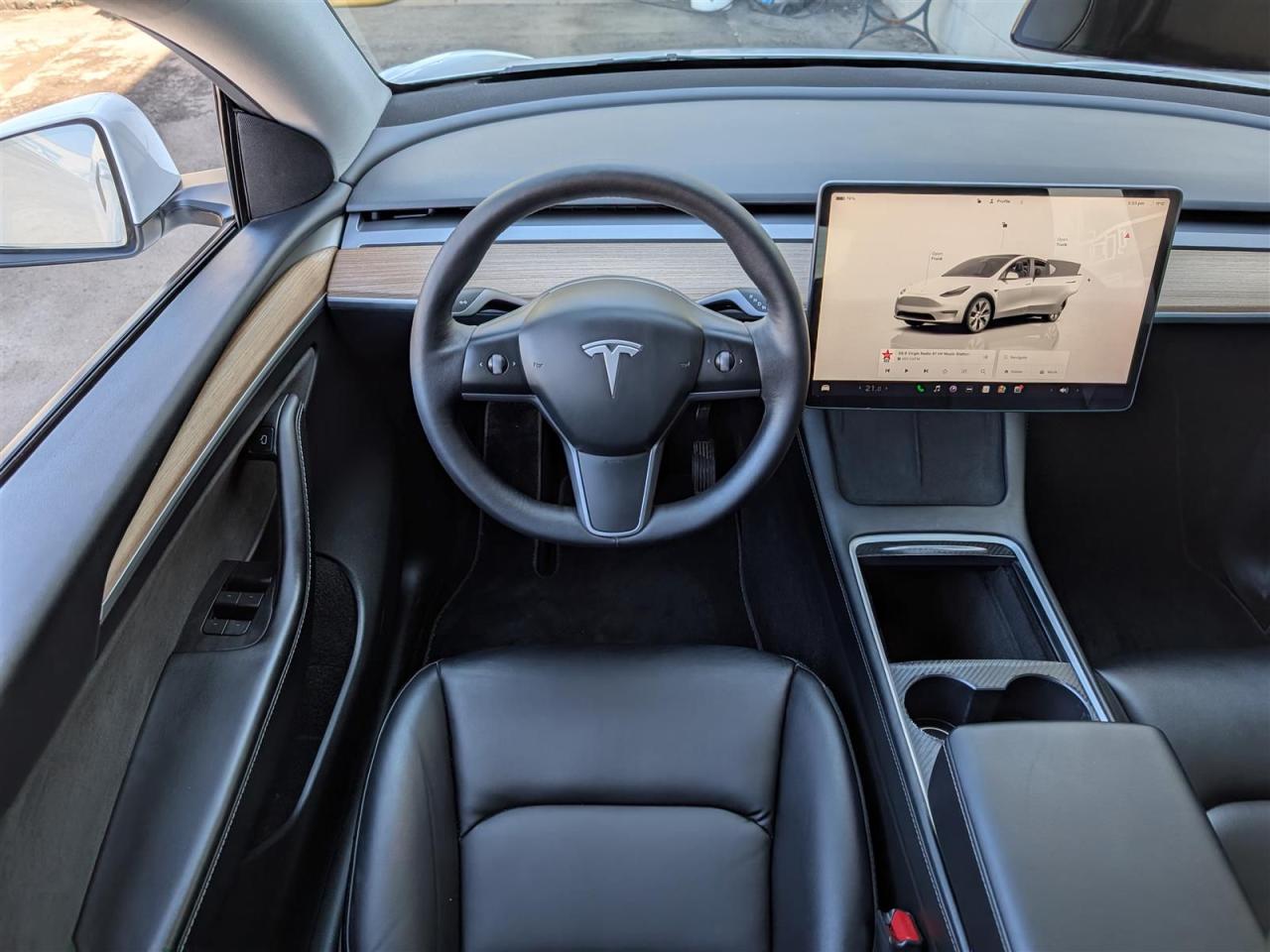 2023 Tesla Model Y LONG RANGE AWD - DUAL MOTOR