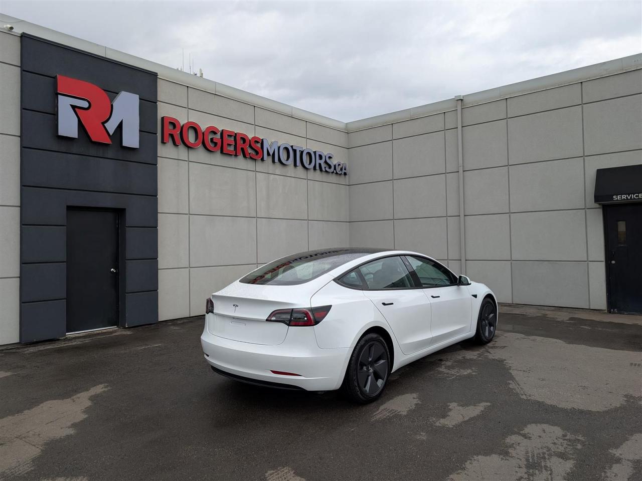 2022 Tesla Model 3 STANDARD