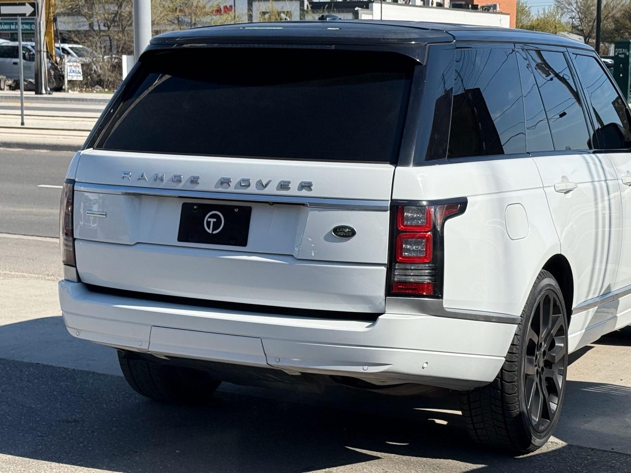 2015 Land Rover Range Rover SUPERCHARGED | MERIDIAN | LOADED - Photo #3