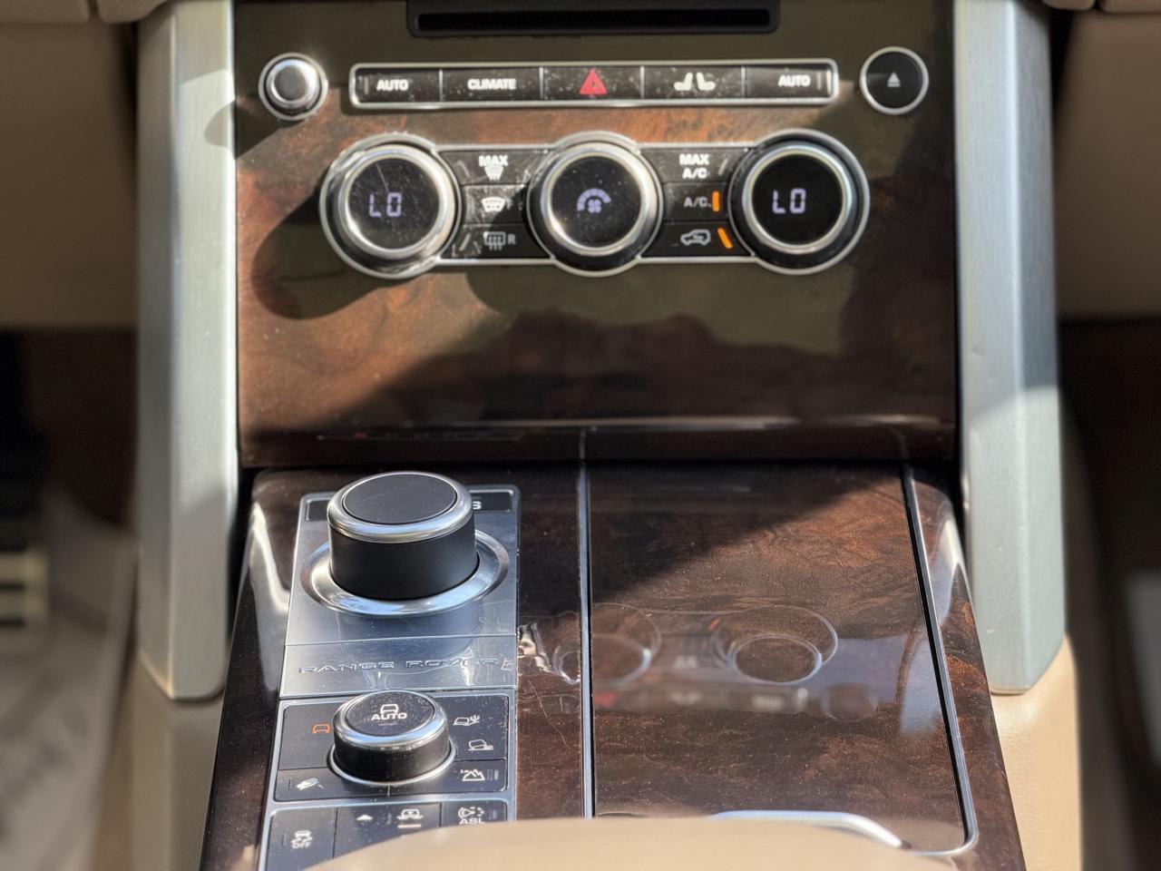 2015 Land Rover Range Rover SUPERCHARGED | MERIDIAN | LOADED - Photo #18