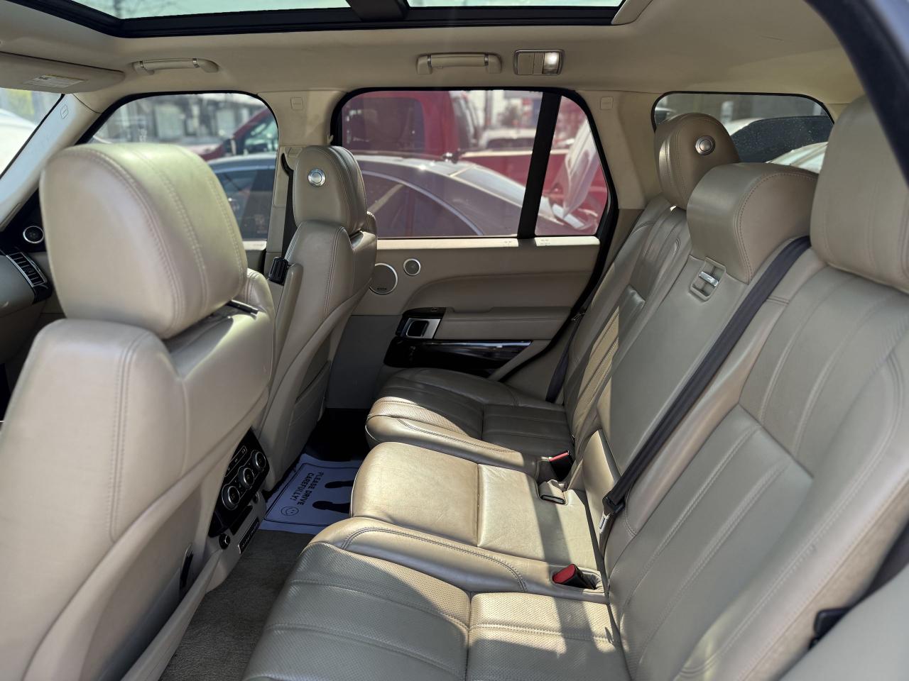 2015 Land Rover Range Rover SUPERCHARGED | MERIDIAN | LOADED - Photo #30