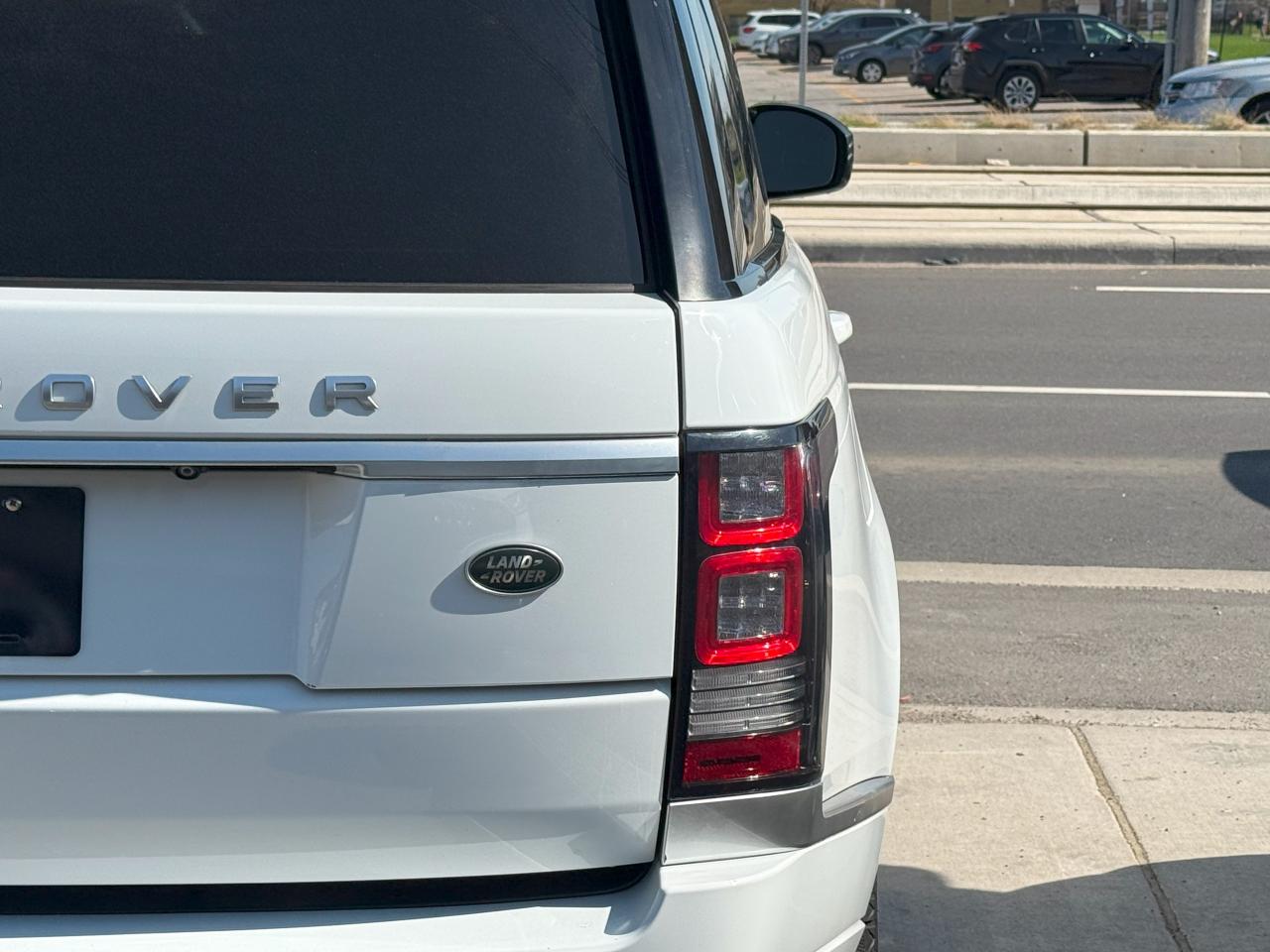 2015 Land Rover Range Rover SUPERCHARGED | MERIDIAN | LOADED - Photo #5