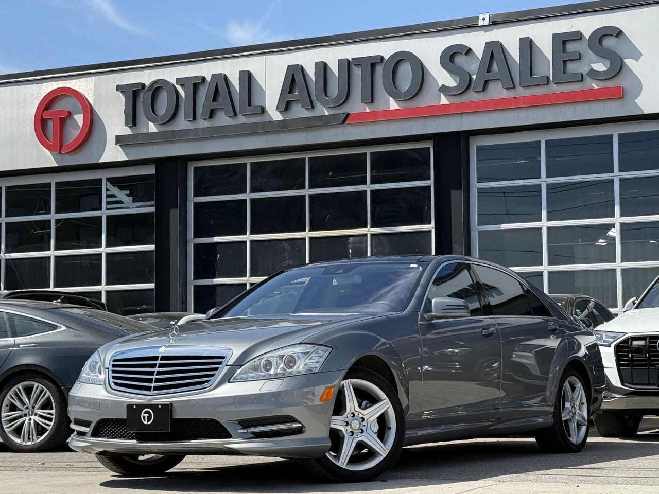 Used 2010 Mercedes-Benz S-Class S550 //AMG SPORT | HARMAN KARDON | LOADED for sale in North York, ON