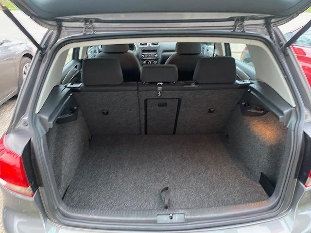 2012 Volkswagen Golf COMFORTLINE Photo3