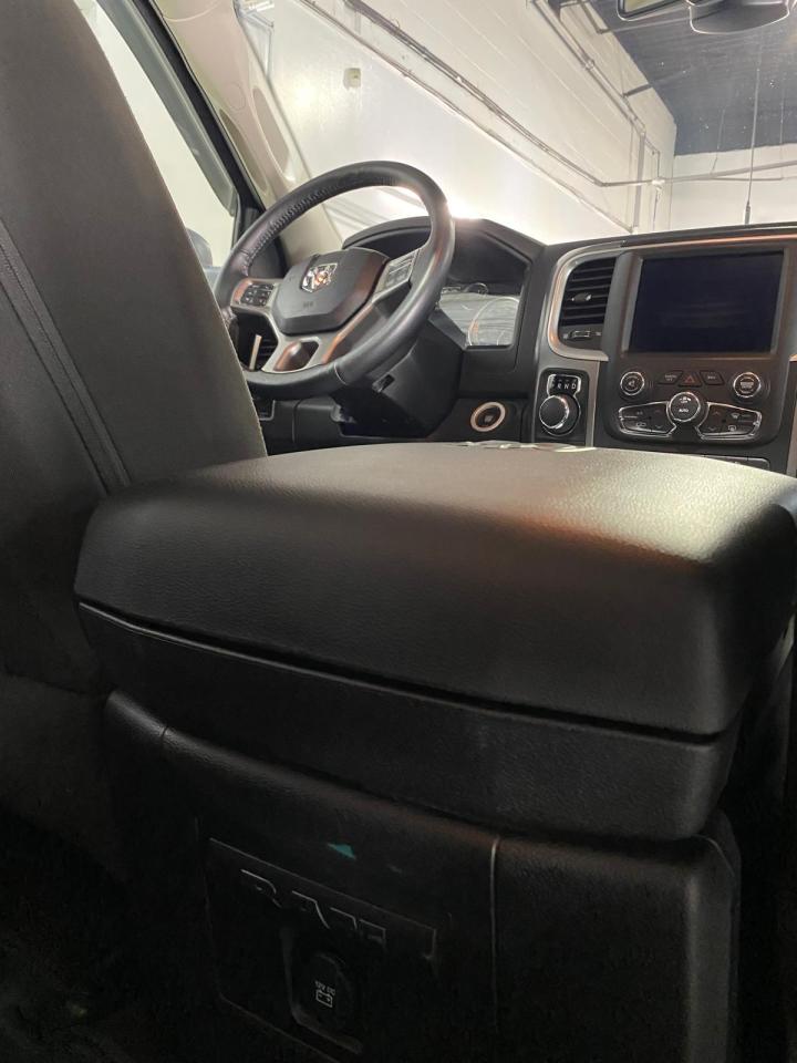 2022 RAM 1500 Classic SLT Photo