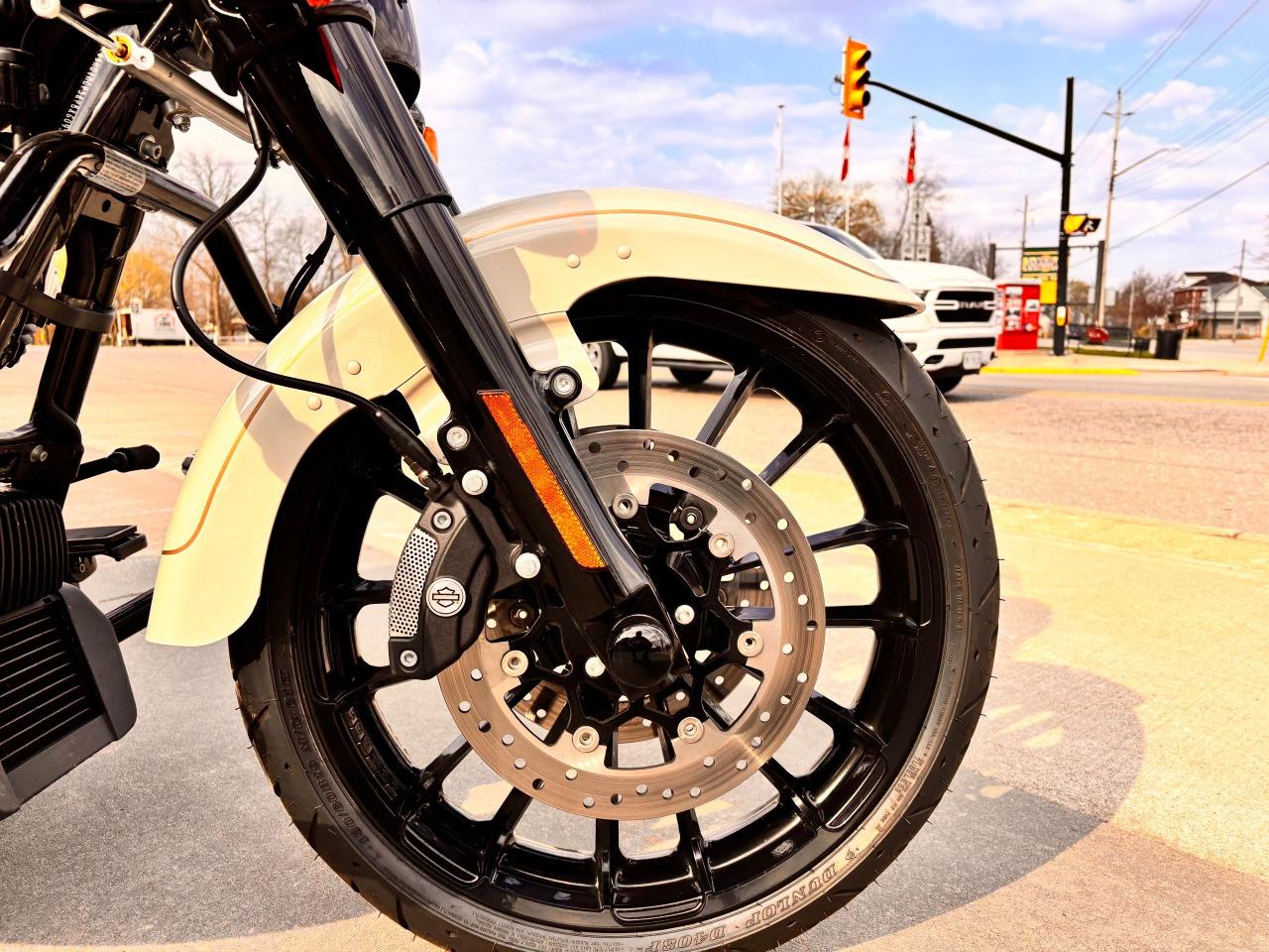 2023 Harley-Davidson FLHT FLRT Freewheeler, Like New, Fully Financeable