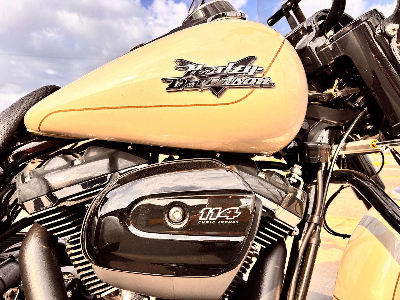 2023 Harley-Davidson FLHT FLRT Freewheeler, Like New, Fully Financeable