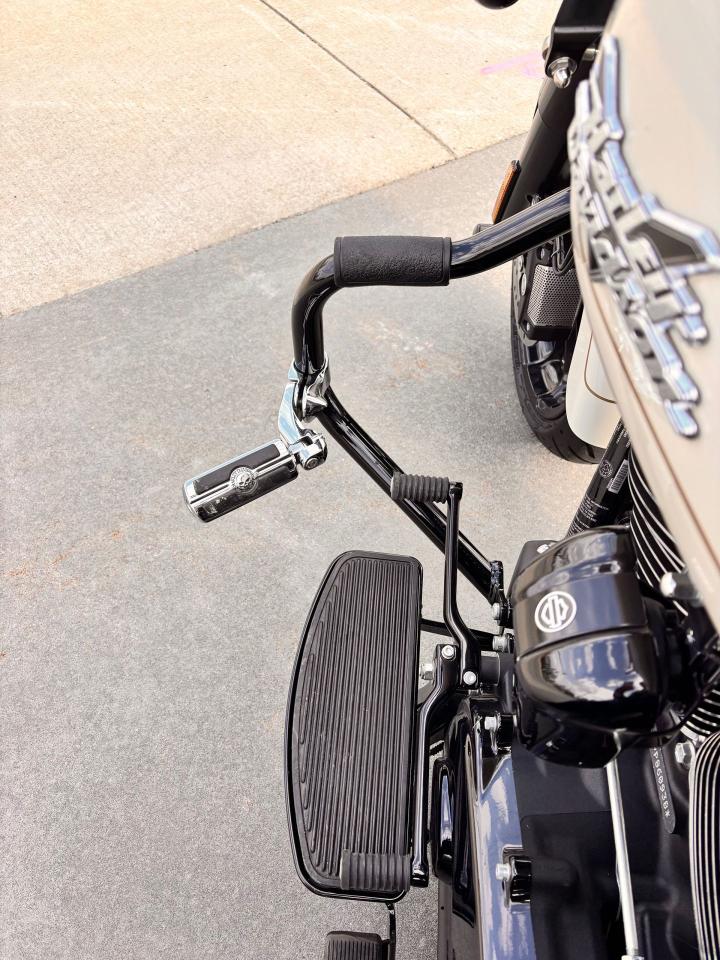 2023 Harley-Davidson FLHT FLRT Freewheeler, Like New, Fully Financeable