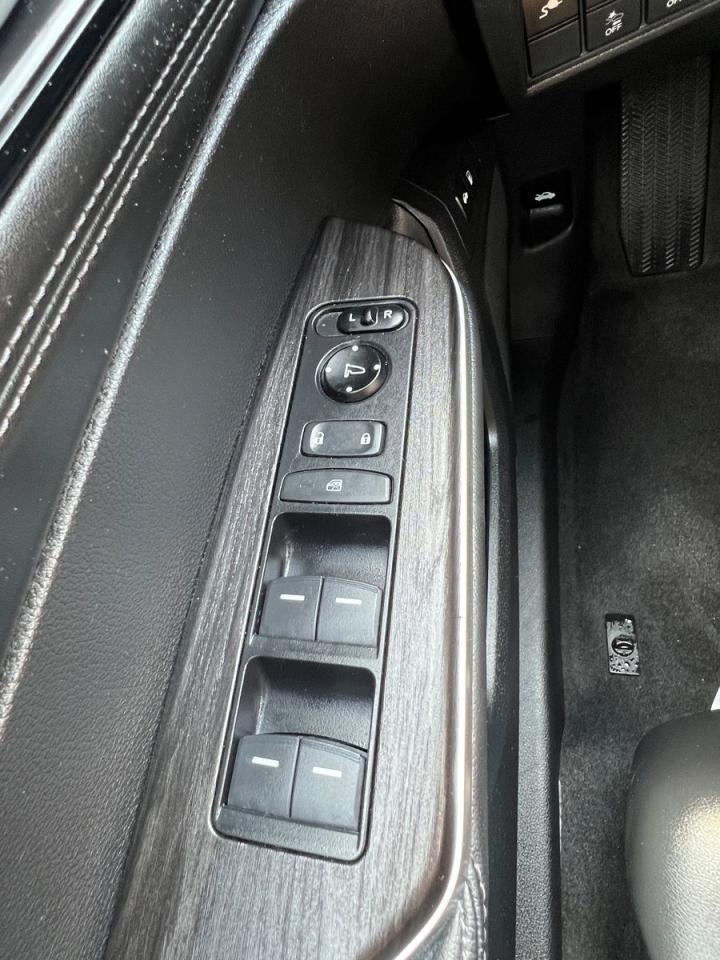 2019 Honda Clarity Plug-In Hybrid - Photo #15