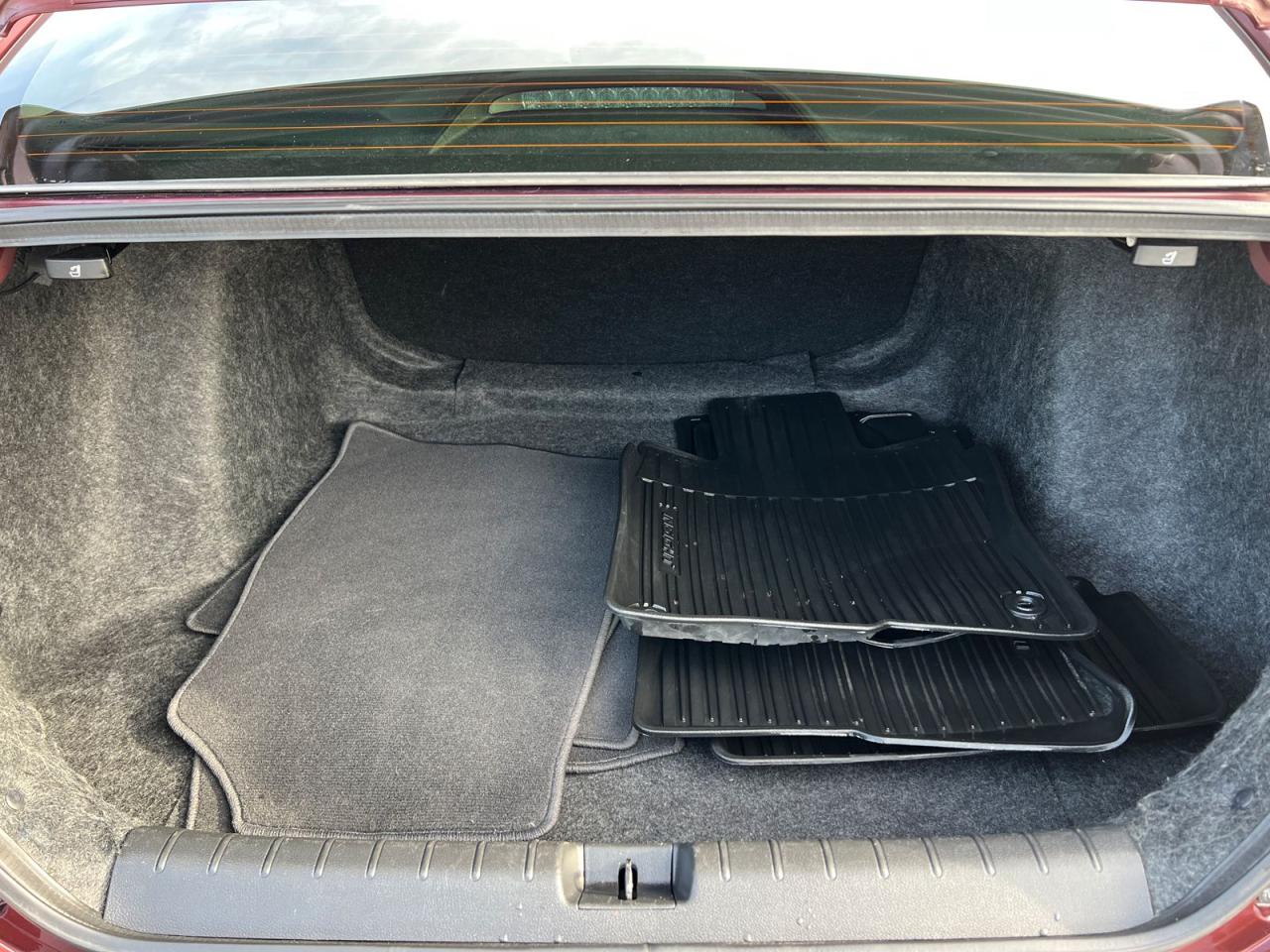 2019 Honda Insight Touring - Photo #4