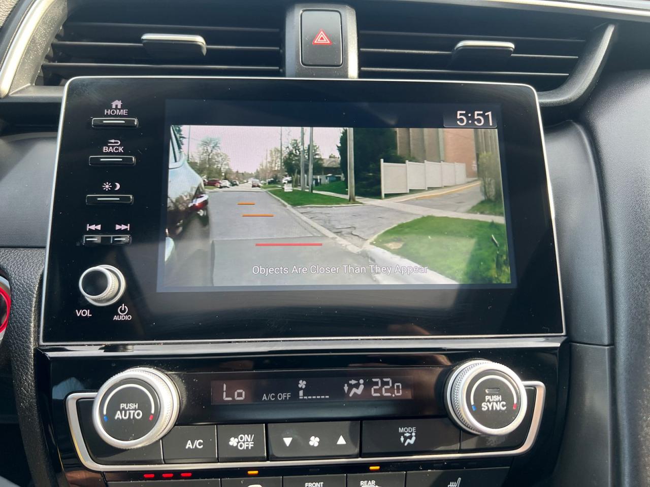 2019 Honda Insight Touring - Photo #25