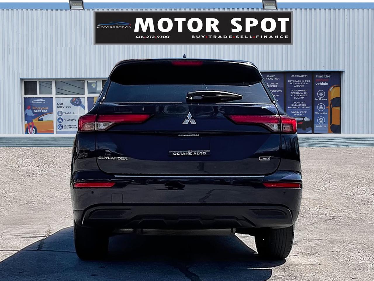 2022 Mitsubishi Outlander ES 4WD - Photo #5
