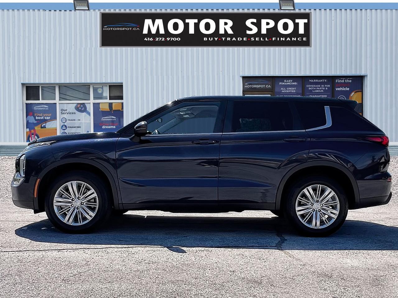 2022 Mitsubishi Outlander ES 4WD - Photo #3