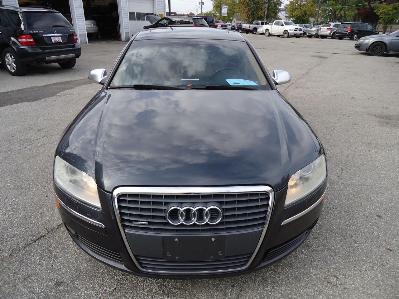 2006 Audi A8 4dr Sdn 4.2L quattro LWB Auto Photo2