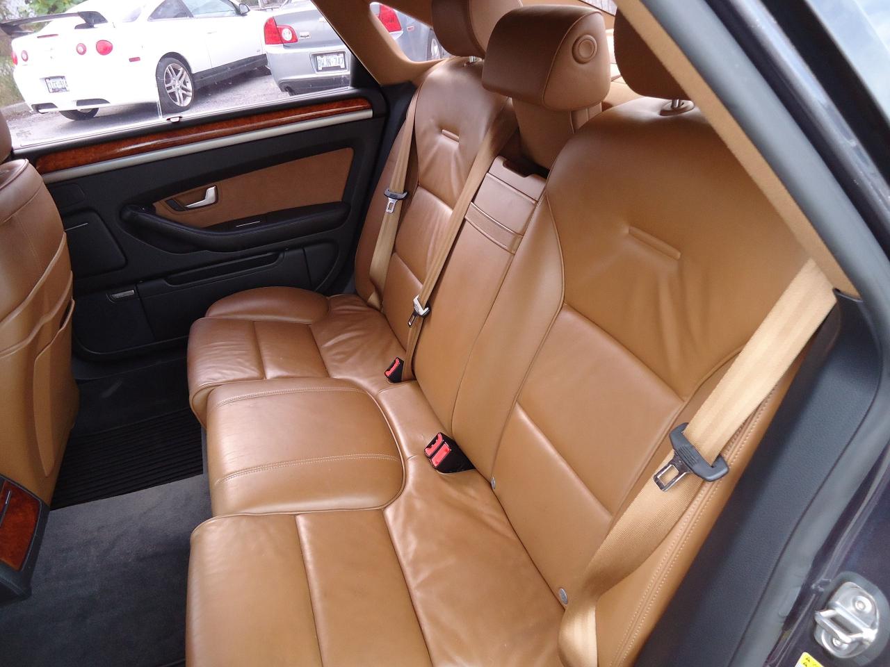 2006 Audi A8 4dr Sdn 4.2L quattro LWB Auto - Photo #9