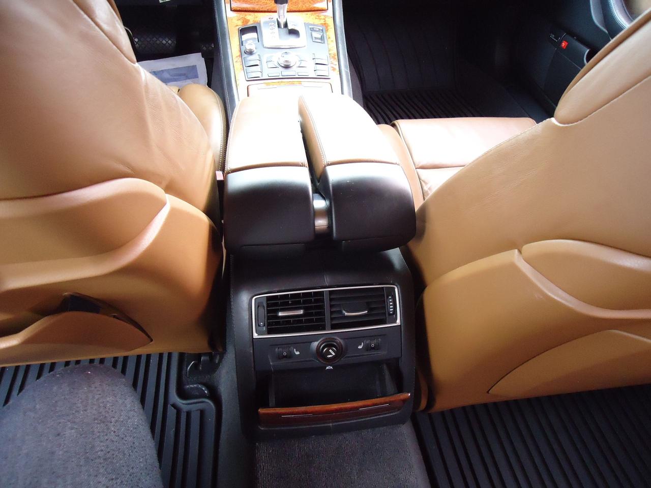 2006 Audi A8 4dr Sdn 4.2L quattro LWB Auto - Photo #11